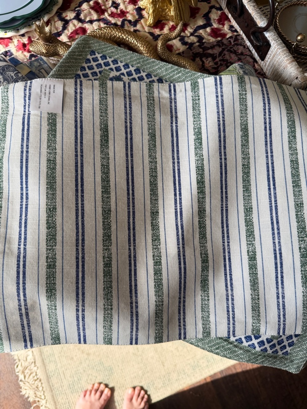 Set of 6 reversible Blue and Green Floral Block Print place Mats - Picture 2 of 5